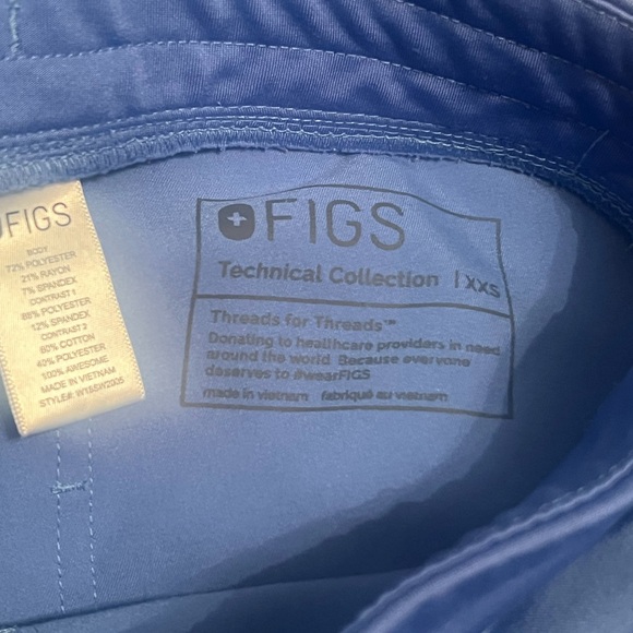 Ceil Blue Scrub Set - Picture 4 of 7